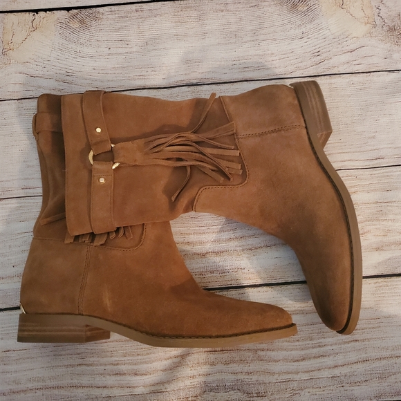 Michael Kors Rhea Dark Carmel Suede Mid Calf Fring - Picture 2 of 14